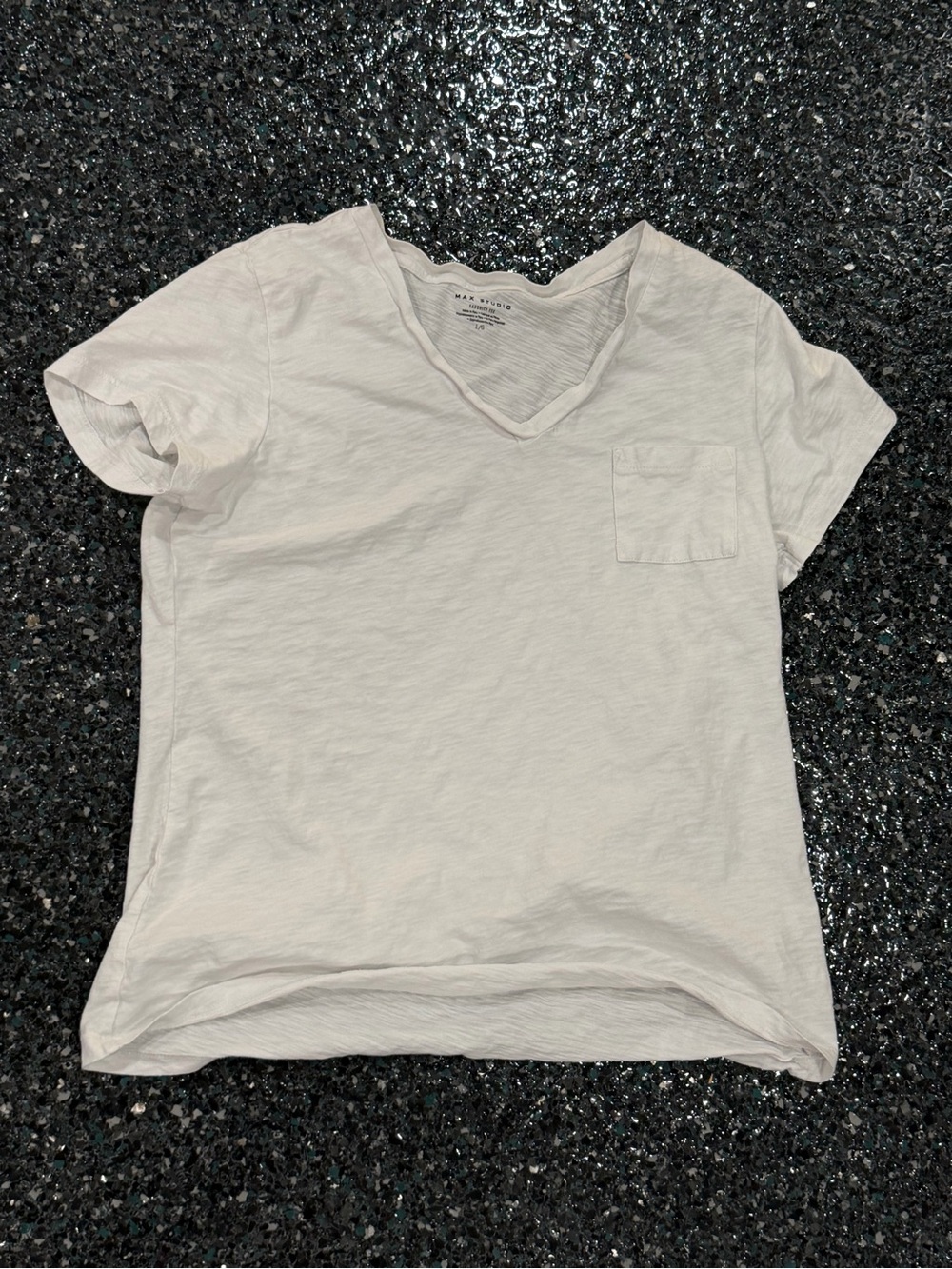 MAX STUDIO FAVORITE TEE Women’s Short Sleeve V-Neck Top WHITE Size Large